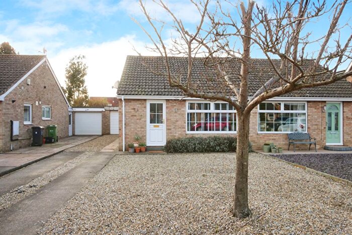 2 Bedroom Semi-Detached Bungalow For Sale In Castle Close, Wigginton, York, YO32