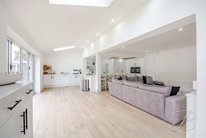 5 Bedroom Detached House For Sale In The Avenue, Mansfield, NG18