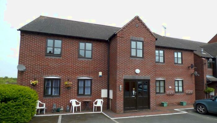 2 Bedroom Flat To Rent In Polesworth, Tamworth, Staffordshire, B78