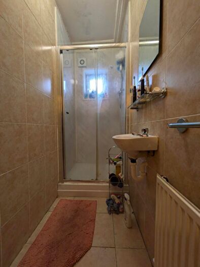 6 Bedroom House To Rent In Willoughby Avenue, Nottingham, NG7