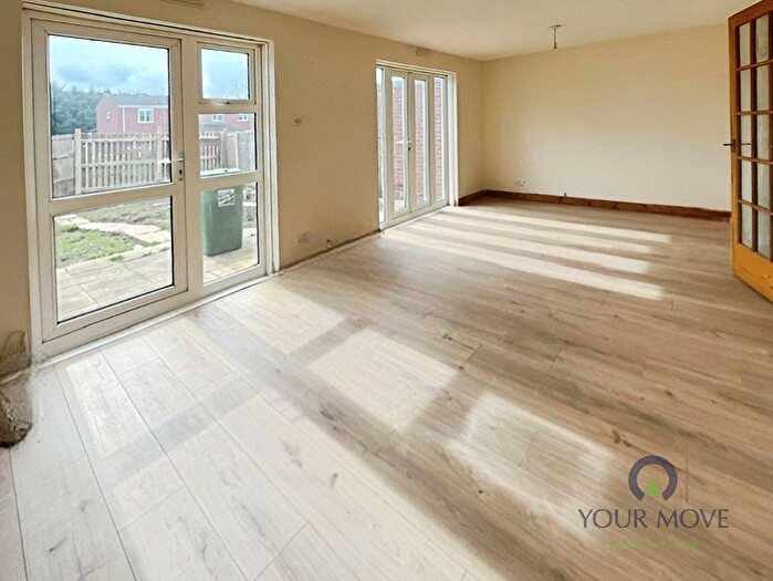3 Bedroom Terraced House To Rent In Linton Close, Redditch, Worcestershire, B98