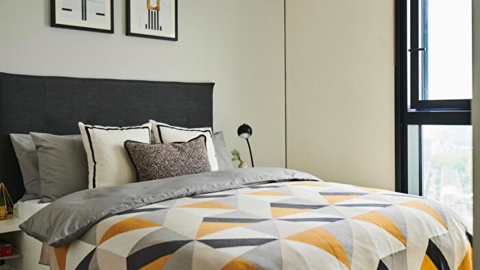 1 Bedroom Apartment To Rent In Churchyard Row London, SE11