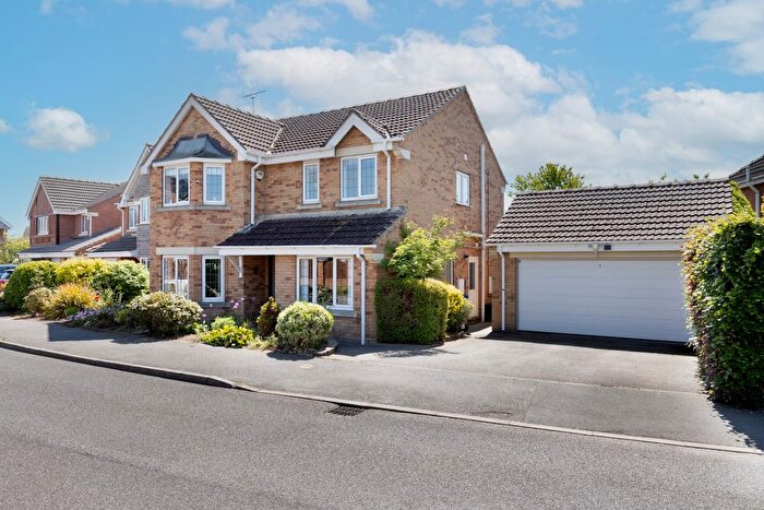 4 Bedroom Detached House For Sale In Calder Drive, Snaith, Goole, Yorkshire, DN14