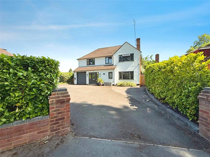 4 Bedroom Detached House For Sale In Watchetts Drive, Camberley, Surrey, GU15