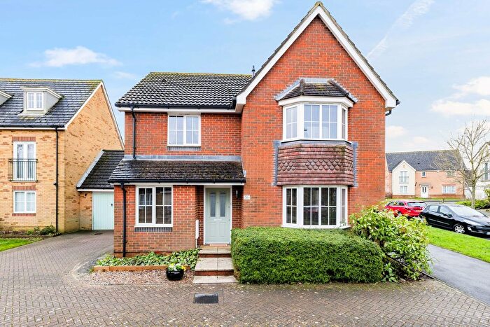4 Bedroom Detached House For Sale In Campbell Road, Hawkinge, Folkestone, CT18
