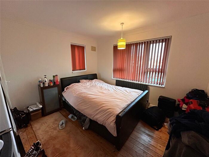 3 Bedroom End Of Terrace House For Sale In Tatton Close, Hazel Grove, Stockport, Greater Manchester, SK7