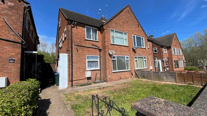 2 Bedroom Maisonette To Rent In Four Pounds Avenue, Coventry, CV5