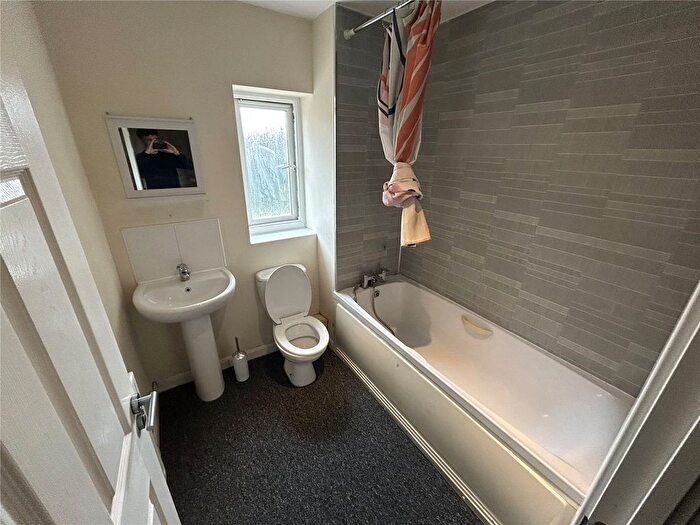 4 Bedroom Terraced House To Rent In Carroll Crescent, Stoke Heath, Coventry, CV2