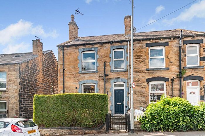 1 Bedroom End Of Terrace House For Sale In New Bank Street, Morley, LS27