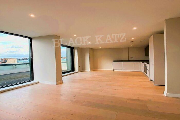 1 Bedroom Flat To Rent In Tottenham Lane, N8