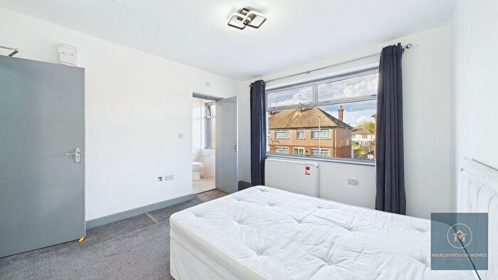 1 Bedroom Flat To Rent In Alexandra Road, Chedwell Heath, RM6