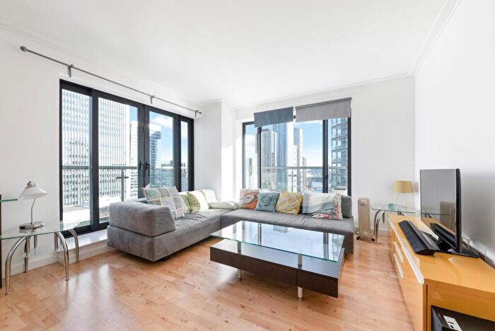 2 Bedroom Apartment To Rent In Discovery Dock East, E14
