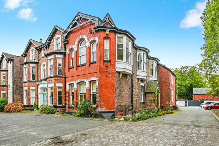 3 Bedroom Flat For Sale In Parkfield Road, Aigburth, Liverpool, Merseyside, L17