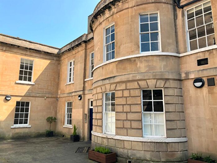 1 Bedroom Apartment For Sale In Walcot Street, Bath, BA1