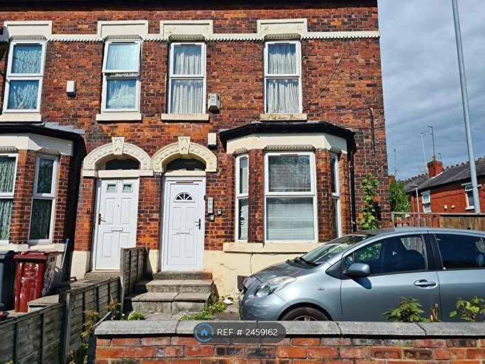 Studio To Rent In Crescent Road, Manchester, M8