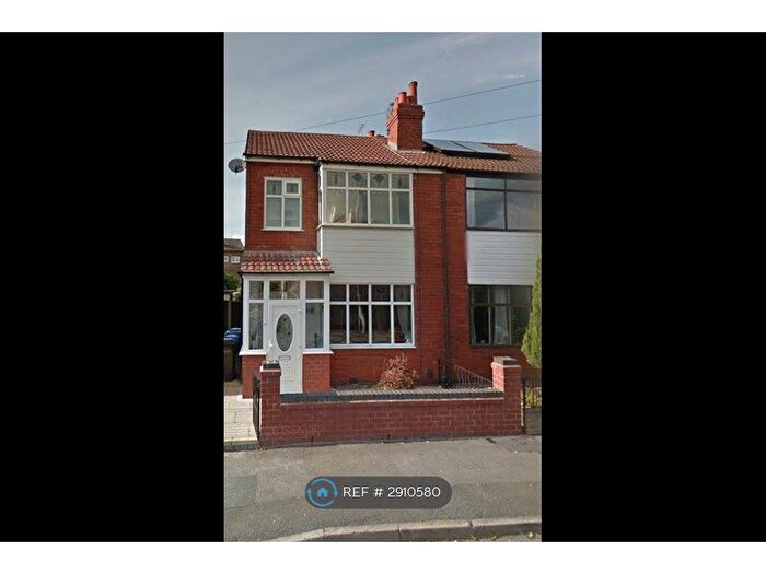 3 Bedroom Semi-Detached House To Rent In Graham Road, Stockport, SK1