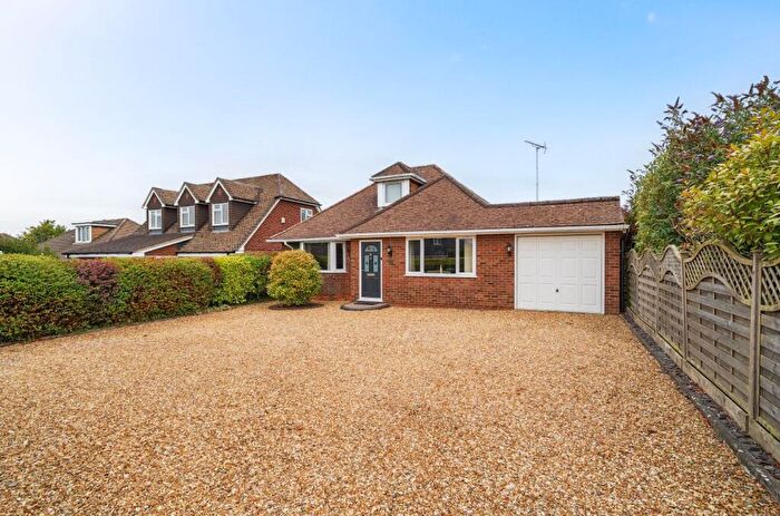 5 Bedroom Chalet For Sale In Byfleet Avenue, Old Basing, Basingstoke, RG24