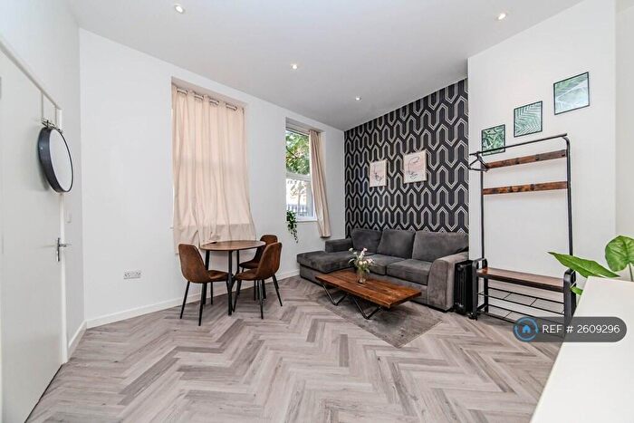 1 Bedroom Flat To Rent In Osmond Road, Hove, BN3