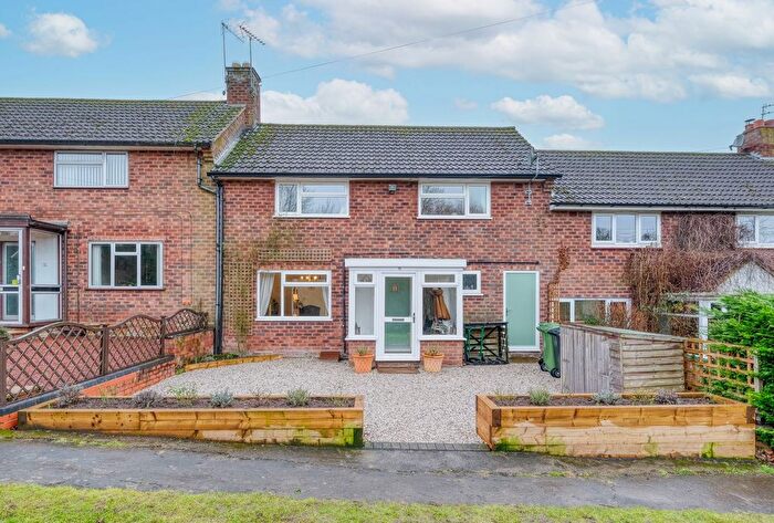 3 Bedroom Terraced House For Sale In Cladswell Close, Cookhill, Alcester, B49
