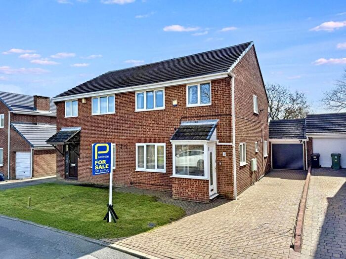 3 Bedroom Semi Detached House For Sale In Rymers Close, Peterlee, Durham, SR8