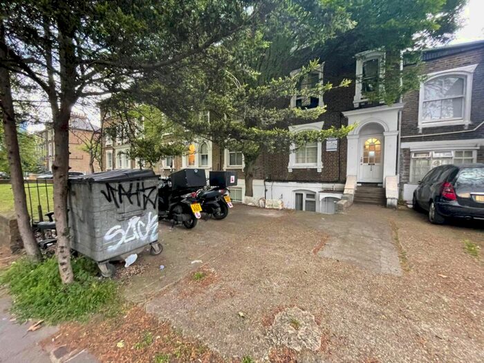 1 Bedroom Semi-Detached House To Rent In Chiswick High Road, London, W4