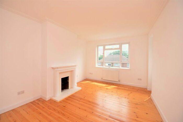 1 Bedroom Flat To Rent In Sydney Road, Muswell Hill, N10