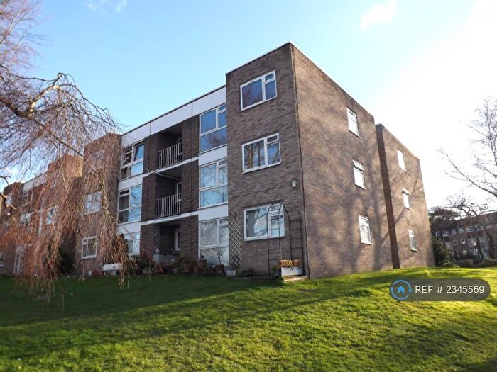 1 Bedroom Flat To Rent In London Lane, Bromley, BR1