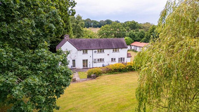 5 Bedroom Cottage For Sale In Poolhead Lane, Earlswood, B94