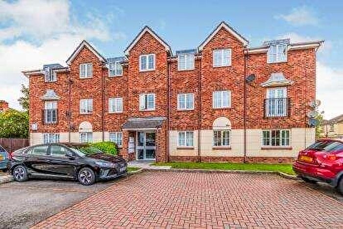 2 Bedroom Apartment To Rent In Regents Park, SO15