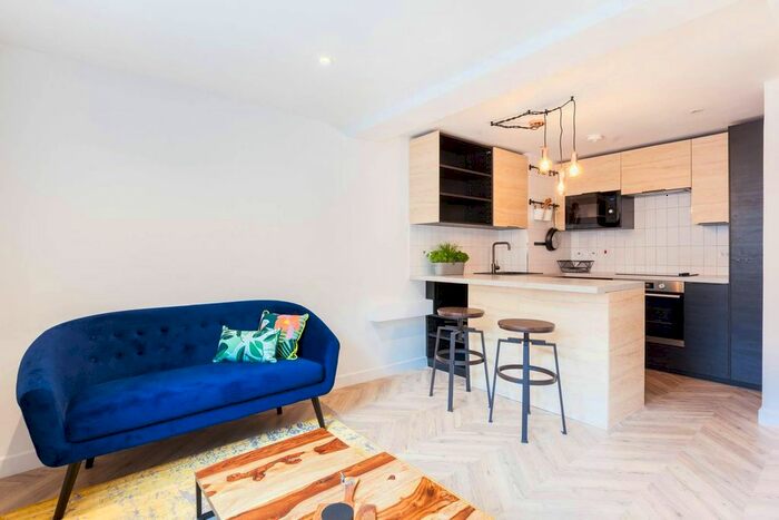 2 Bedroom Flat To Rent In Geneva Drive, Brixton, London, SW9