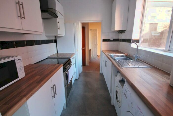 4 Bedroom Terraced House To Rent In Avenue Road Extension, Clarendon Park, Leicester, LE2