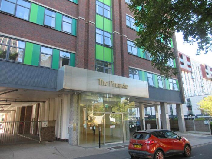 2 Bedroom Flat To Rent In The Pinnacle, Southend On Sea, SS2