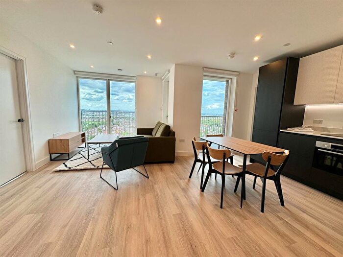 1 Bedroom Flat To Rent In Heartwood Boulevard, Acton, London, W3