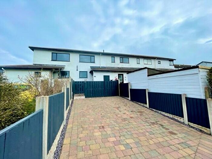 2 Bedroom Terraced House To Rent In Deganwy Road, Deganwy, LL31