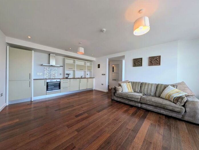 1 Bedroom Apartment To Rent In Beetham Tower, Old Hall Street, L3