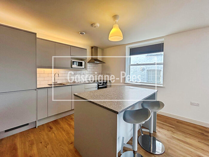 1 Bedroom Flat To Rent In Horsham Town Centre, RH12