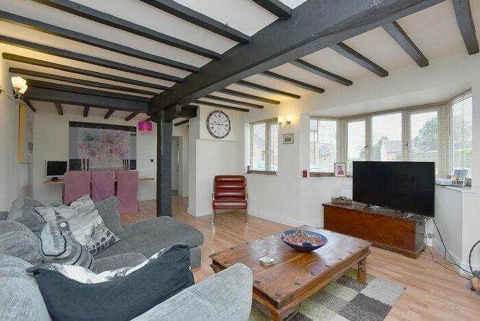 3 Bedroom Semi-Detached House To Rent In High Street, Linton, Swadlincote, DE12