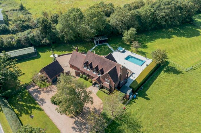 5 Bedroom Detached House For Sale In Edgioake Lane, Astwood Bank, B96