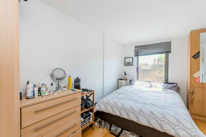1 Bedroom Flat To Rent In Prebend Street, Angel, London, N1