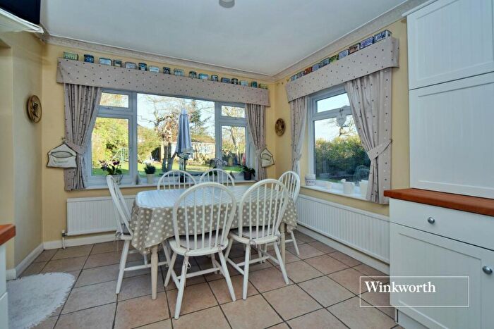 5 Bedroom Detached House For Sale In Kingsmead Avenue, Worcester Park, KT4