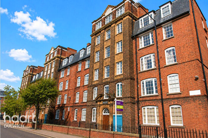 1 Bedroom Flat To Rent In B Peabody Estate, Camberwell, SE5