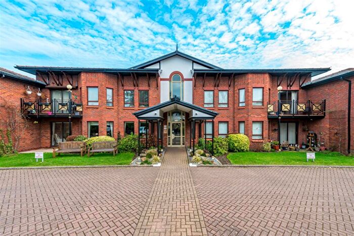 2 Bedroom Retirement Property For Sale In York Manor, Three Tuns Lane, Formby, L37