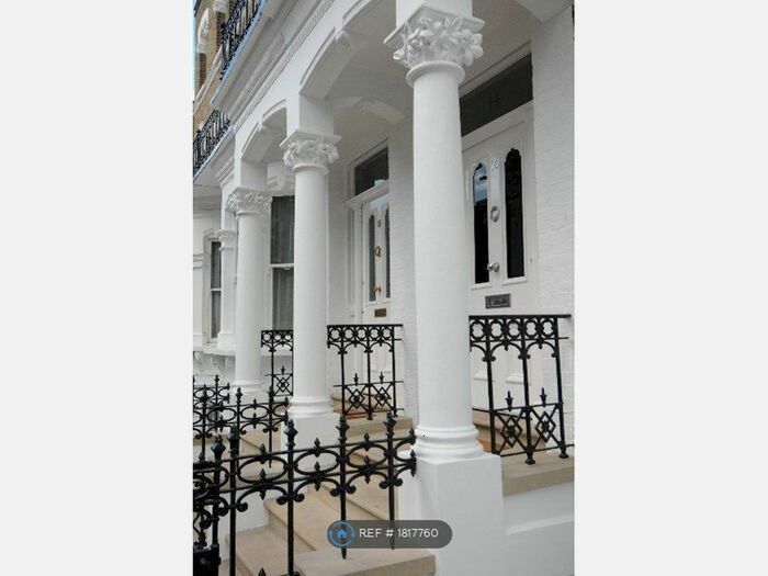 2 Bedroom Flat To Rent In West Kensington, London, W14