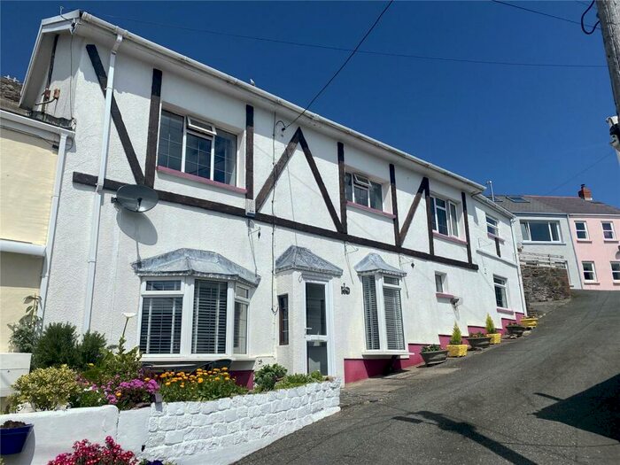 2 Bedroom House To Rent In Hakin Point, SA73