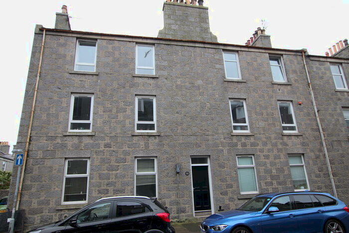 3 Bedroom Flat To Rent In Urquhart Road, Aberdeen, AB24