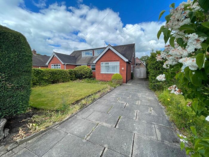3 Bedroom Semi-Detached Bungalow For Sale In Heath Road, Sandbach, CW11