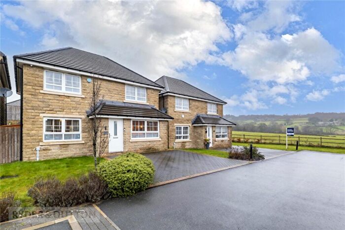 4 Bedroom Detached House For Sale In Poppy Gardens, Meltham, Holmfirth, West Yorkshire, HD9