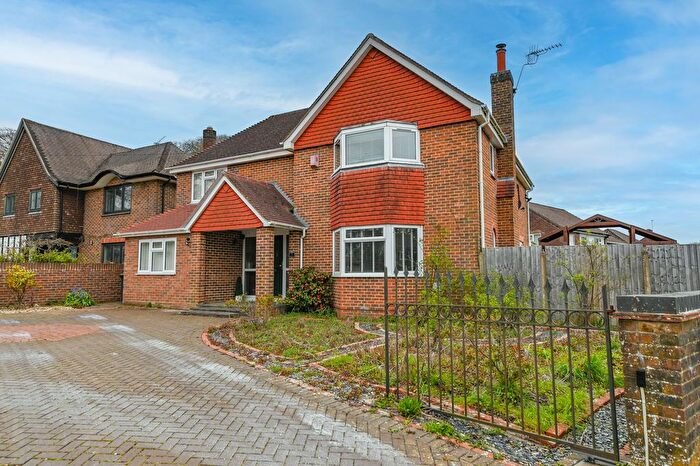 5 Bedroom Detached House For Sale In Highfield Avenue, Waterlooville, PO7