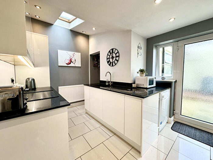 3 Bedroom Terraced House For Sale In Gaydon Street, Barnstaple, EX32