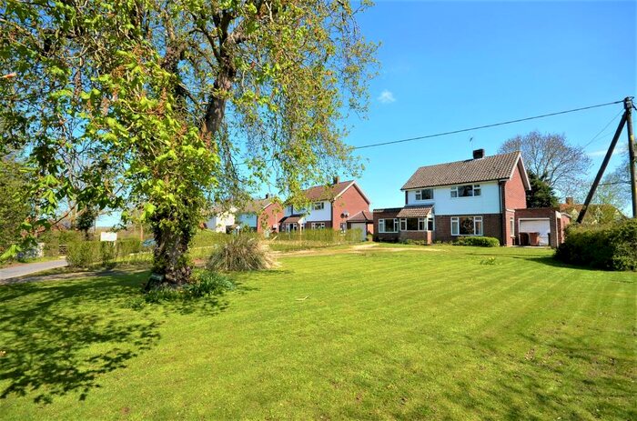 3 Bedroom Detached House For Sale In Church Lane, Ford End, Chelmsford, CM3